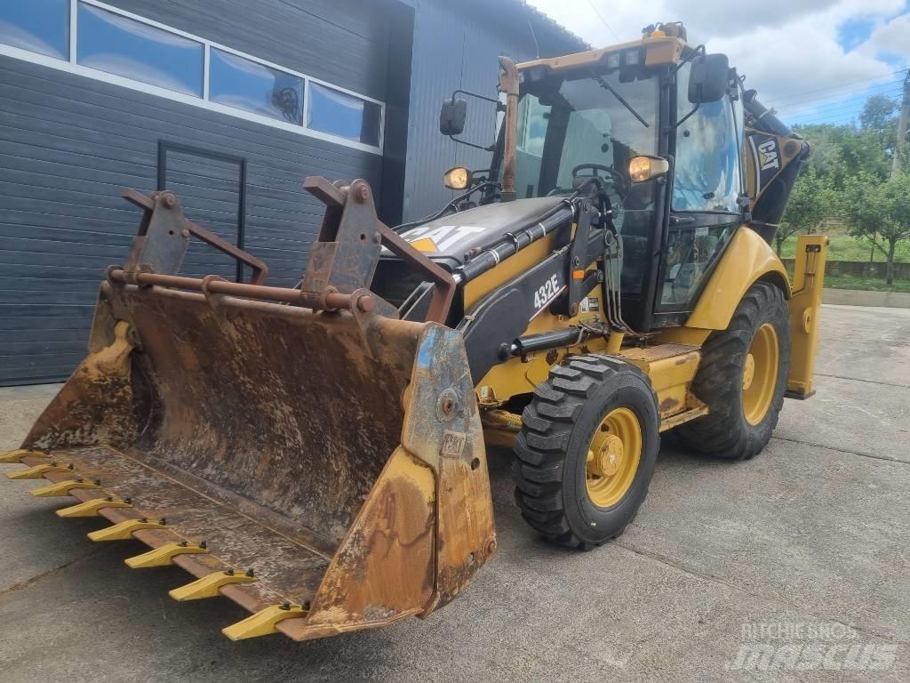 CAT 432E Ekskavaatorlaadurid