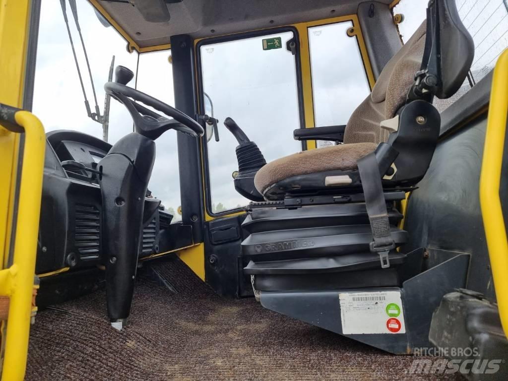 Bomag BW 213 D H-4 Ühe trumliga rullid