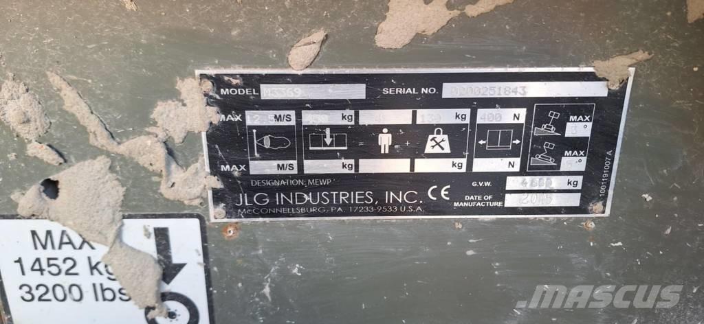 JLG M 3369 Käärtõstukid