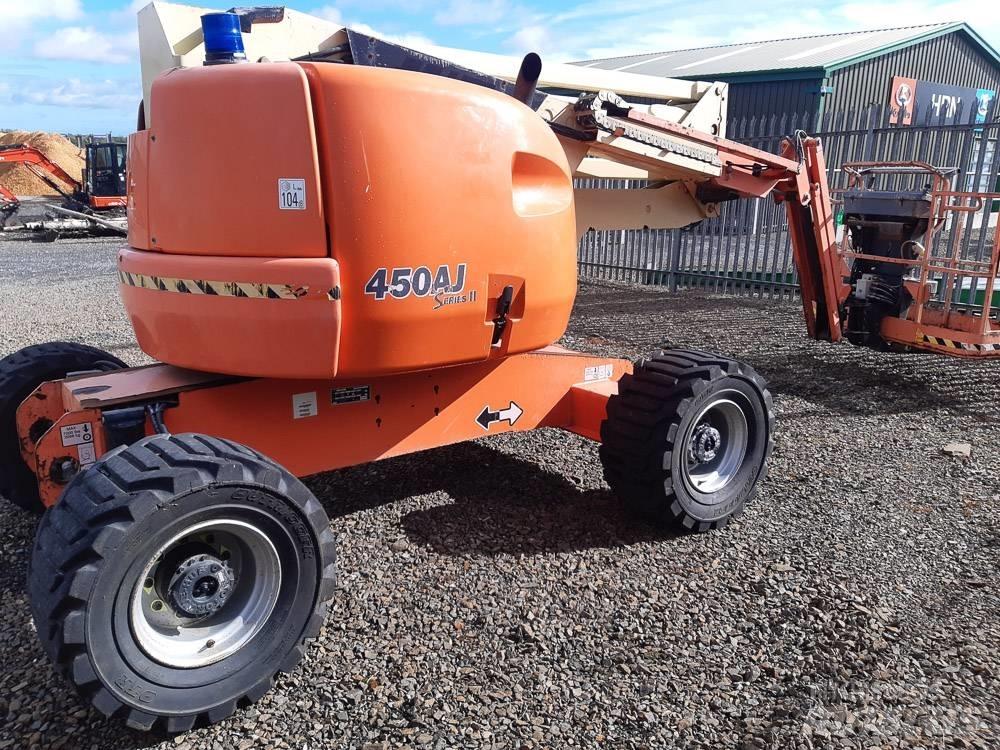 JLG BOOM LIFT Iseliikuvad poomtõstukid