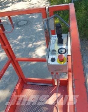SkyJack SJ 12 Käärtõstukid