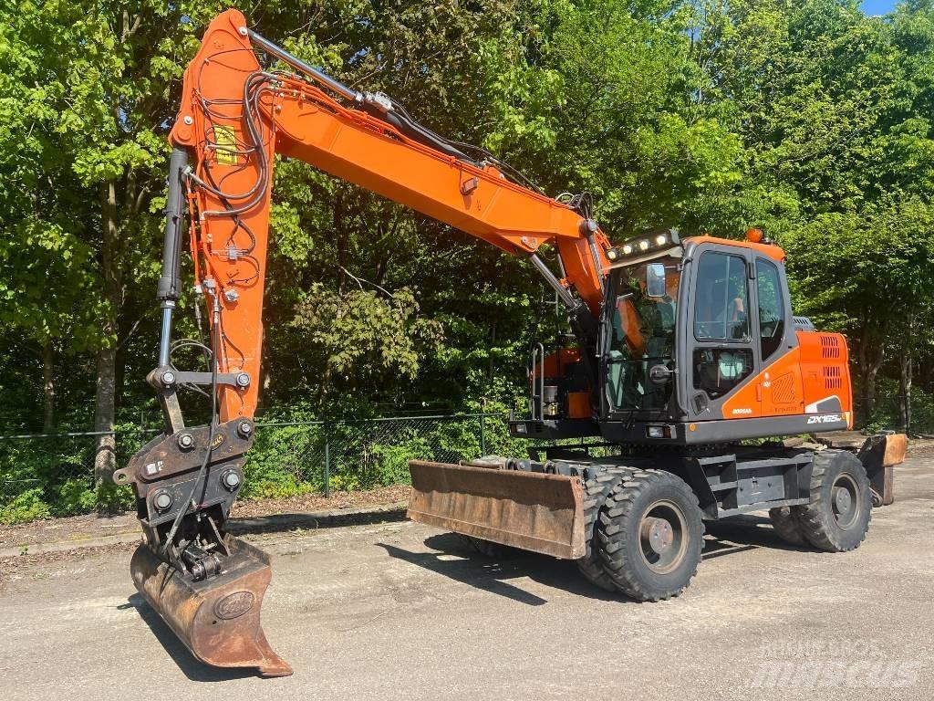 Doosan DX 165 W-5 Ratasekskavaatorid