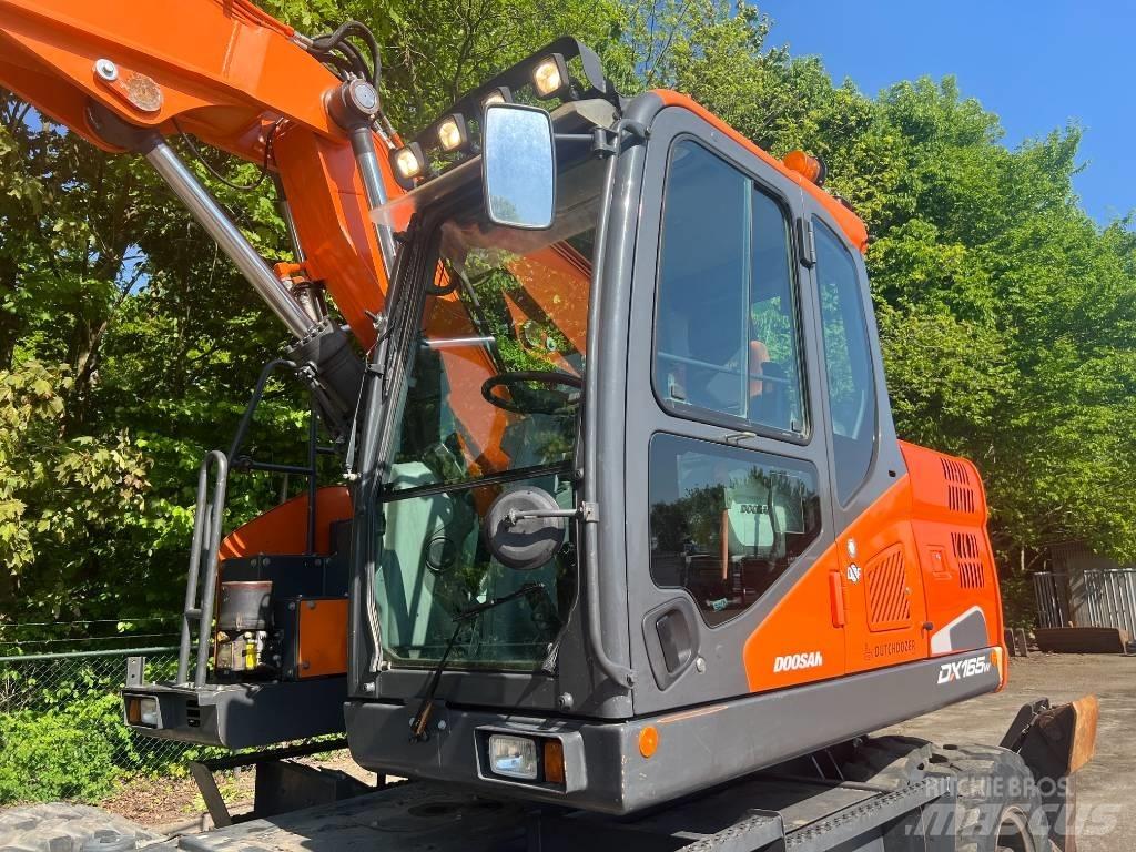 Doosan DX 165 W-5 Ratasekskavaatorid