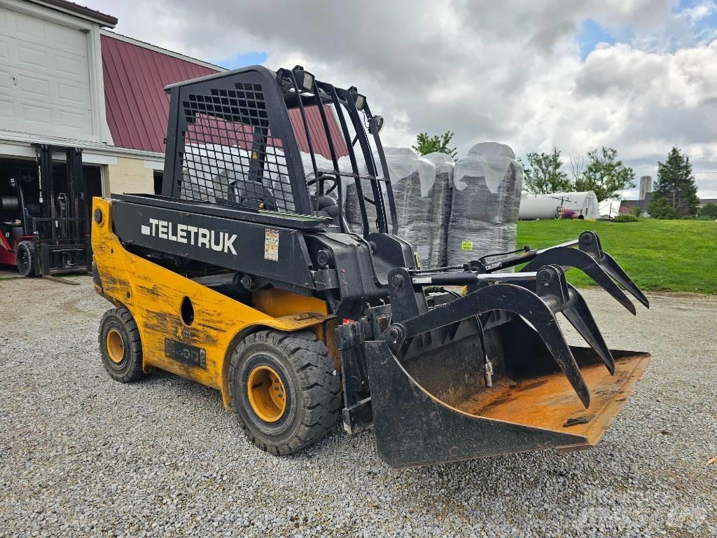 JCB Teletruk 30 D Maastikutõstukid