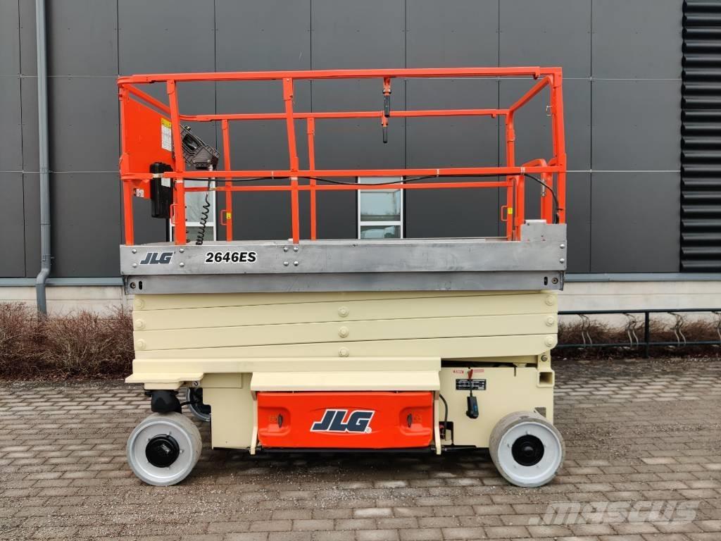 JLG Saxlift 2646 ES Vertikaalsed mast tõstukid