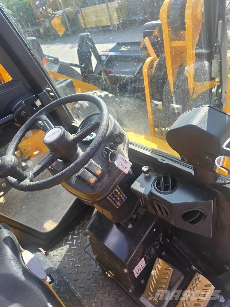 Schäffer 2428 SLT Kompaktlaadurid