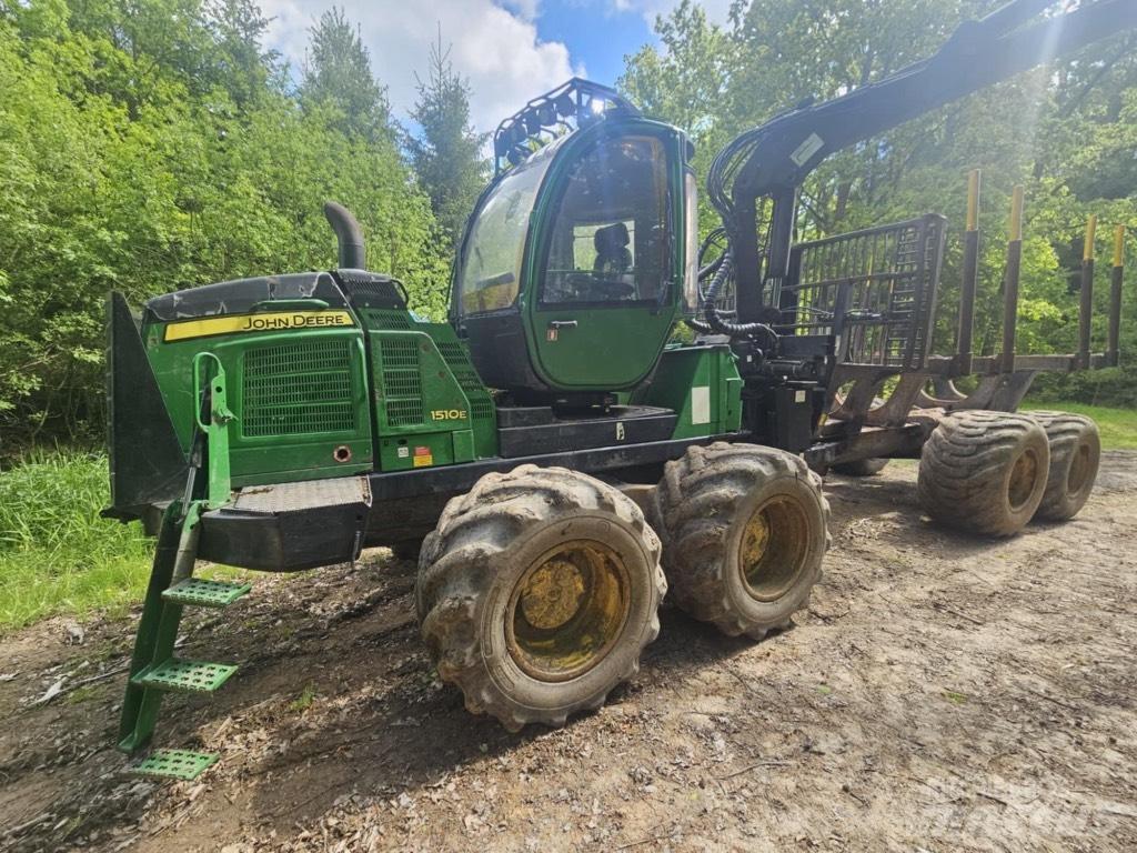 John Deere 1510 E Forwarderid