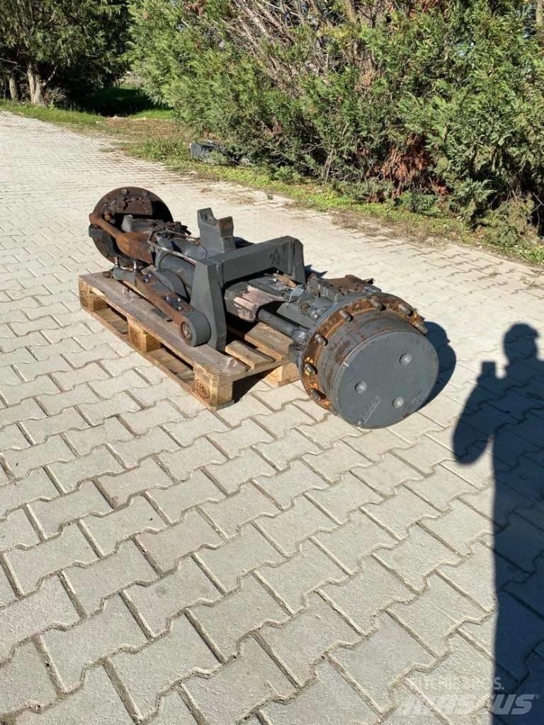 Fendt 926 FRONT AXLE Raamid