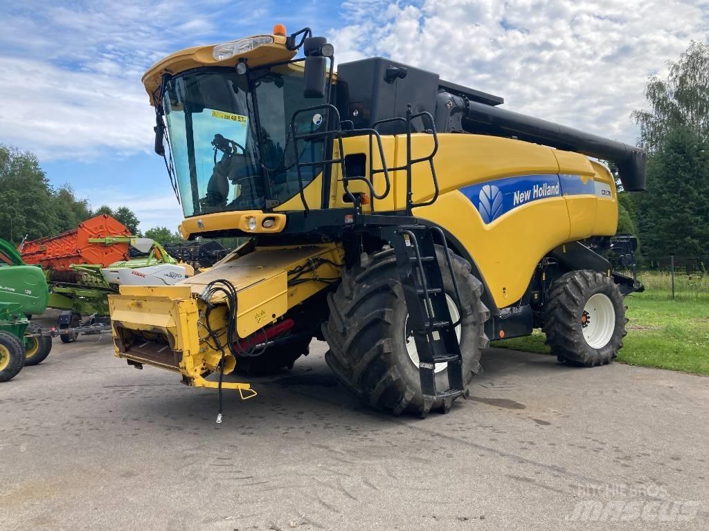 New Holland CX 8070 Teraviljakombainid