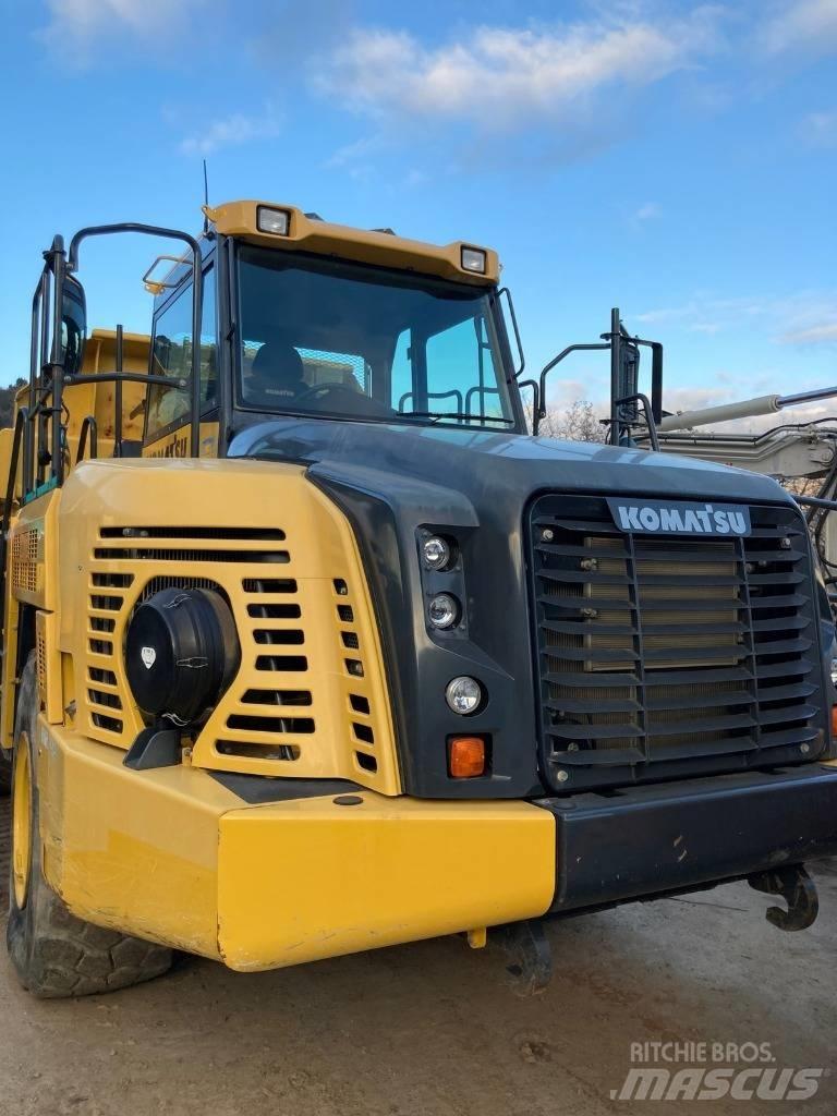 Komatsu HM 300-5E Liigendraamiga pinnaseveokid
