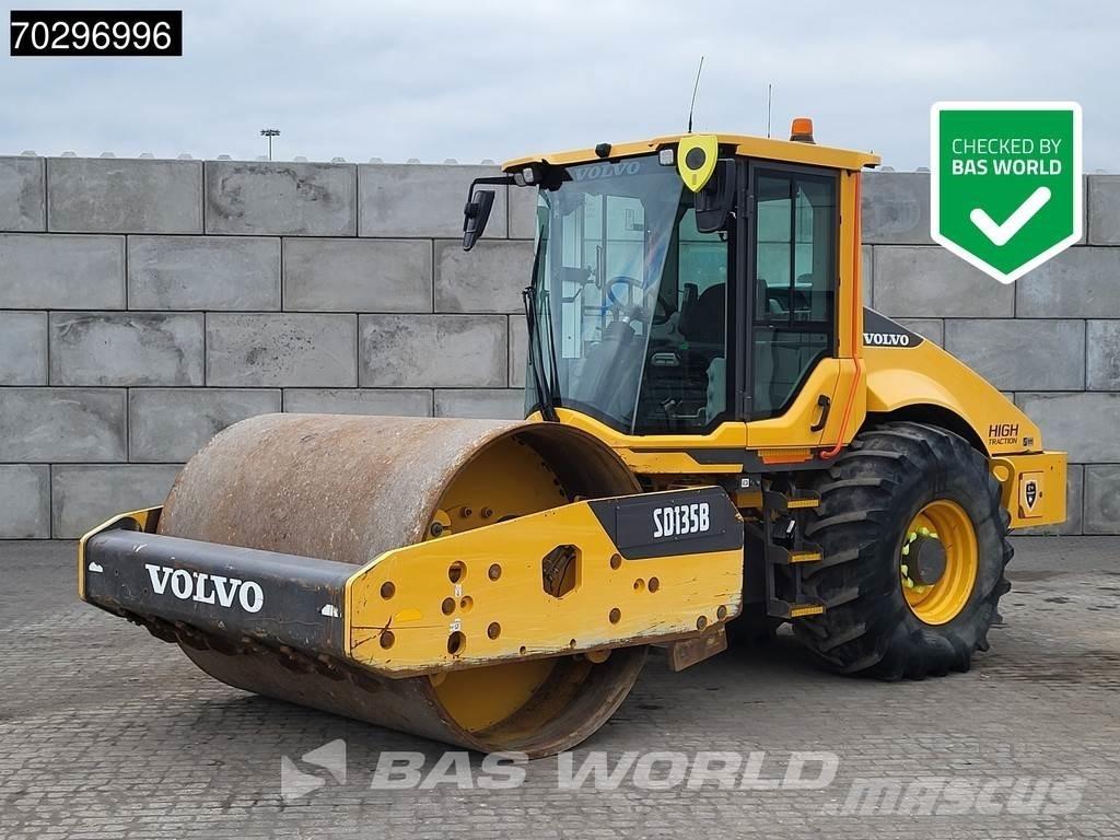 Volvo SD135 B A/C Ühe trumliga rullid