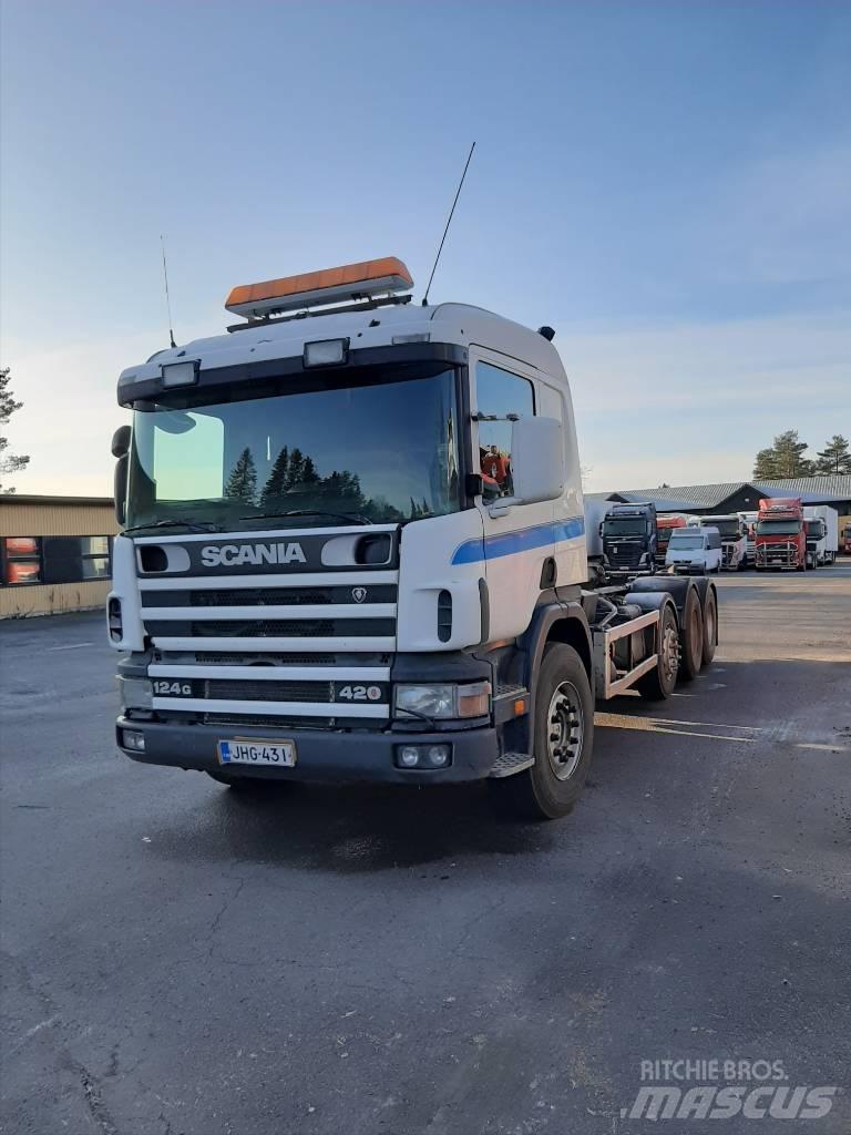 Scania P 124 Konksliftveokid
