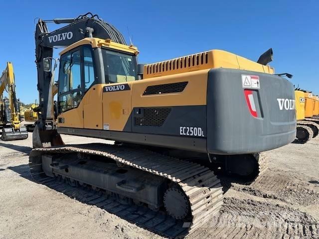 Volvo EC 250 D L Roomikekskavaatorid