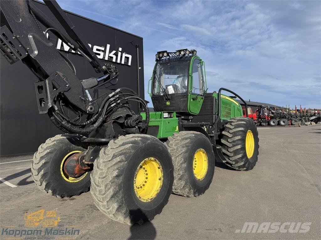 John Deere 1470E Harvesterid