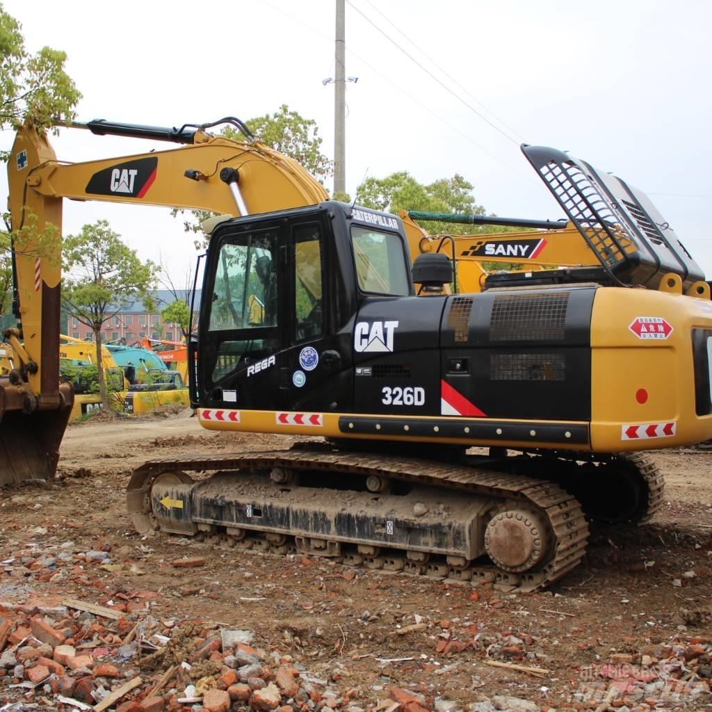 CAT 326D Roomikekskavaatorid
