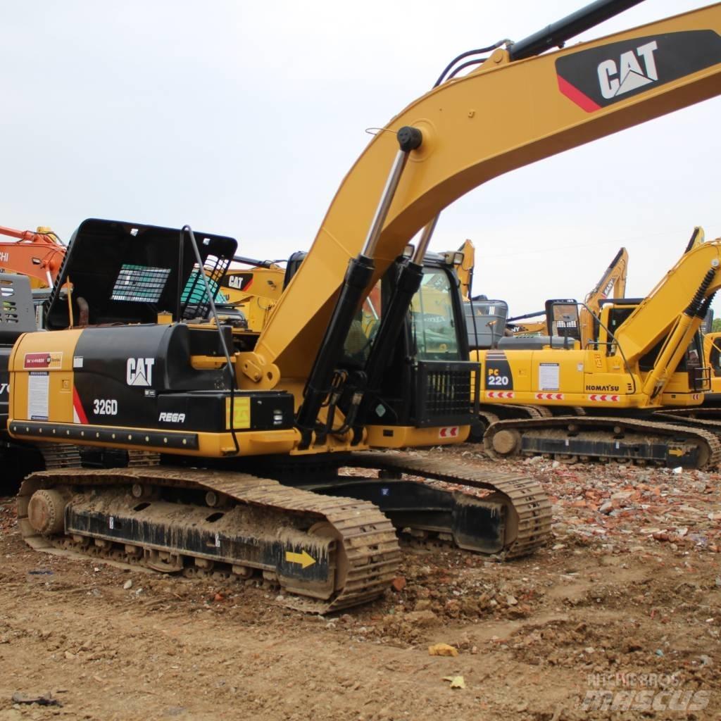 CAT 326D Roomikekskavaatorid