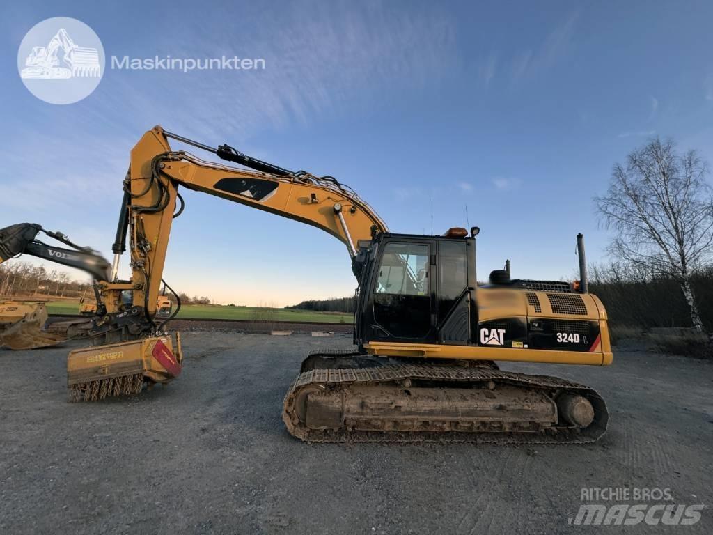 CAT 324 D L Roomikekskavaatorid