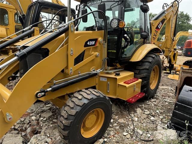 CAT 420 F Ekskavaatorlaadurid