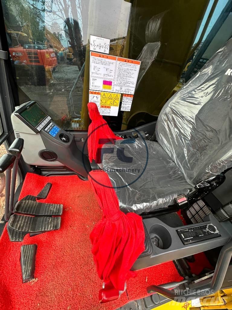 Komatsu PC 220 LC Roomikekskavaatorid