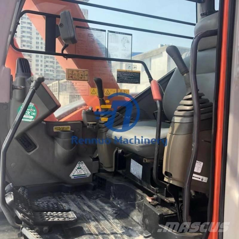 Hitachi ZX 75 US Roomikekskavaatorid