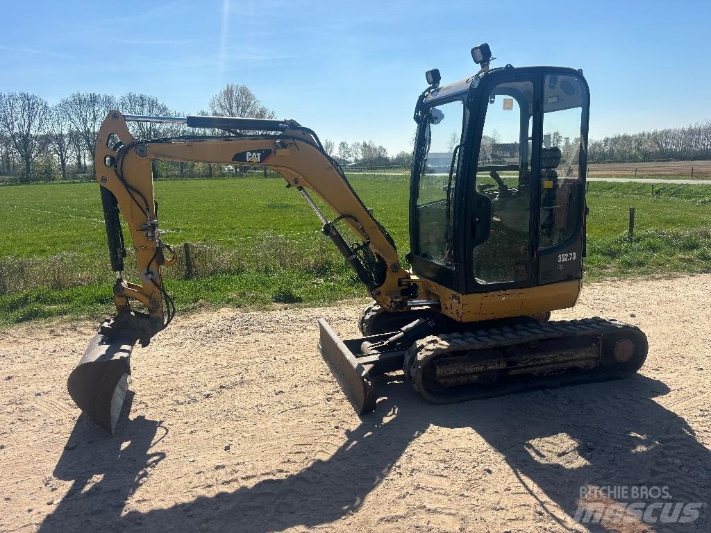 CAT 302.7 D Miniekskavaatorid < 7 t