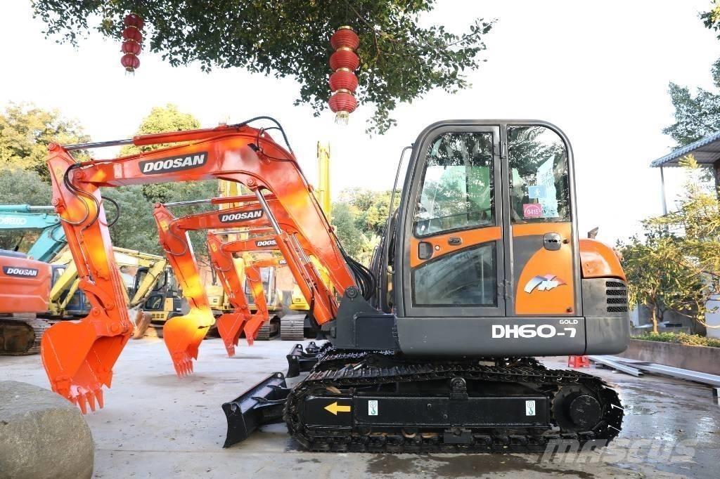 Doosan DH 60-7 Miniekskavaatorid < 7 t