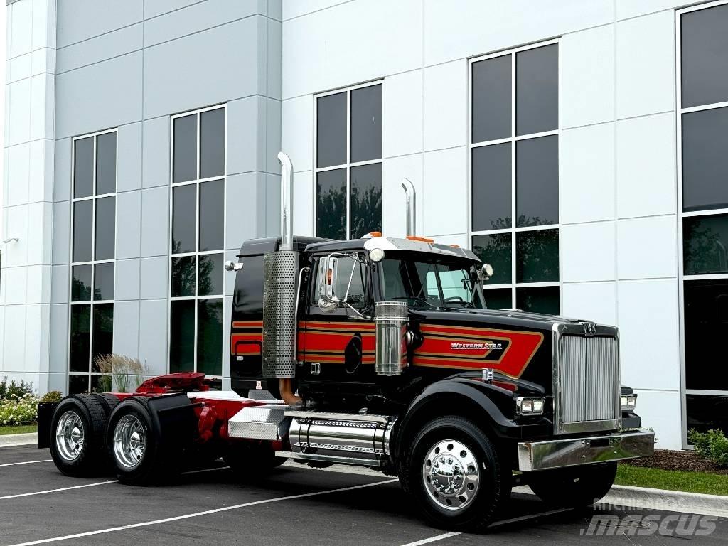 Western Star 4900 SF Sadulveokid