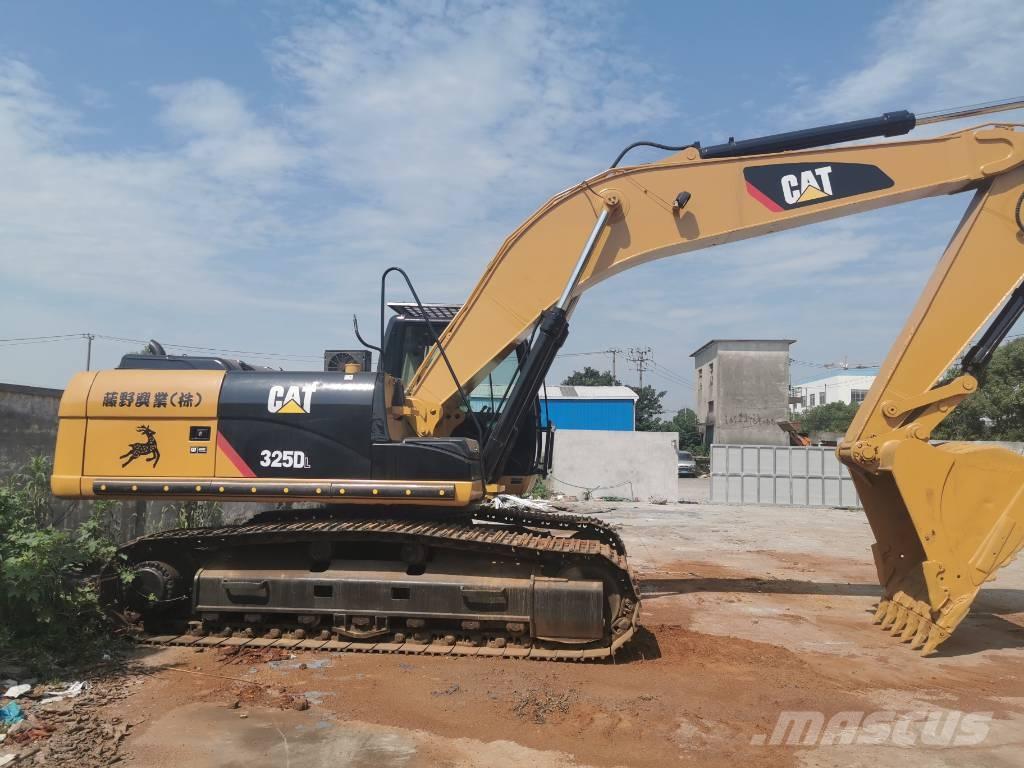 CAT 325DL Roomikekskavaatorid
