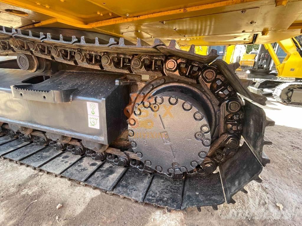 Komatsu PC 200-8 Crawler excavators