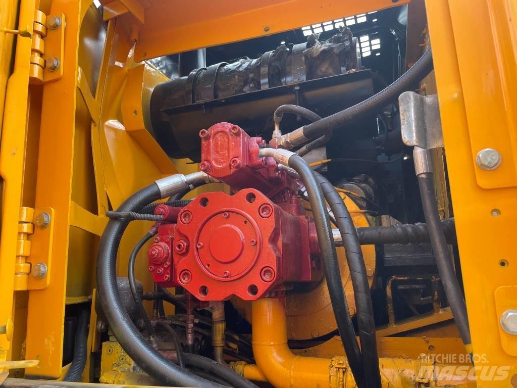 Hyundai R150W Ratasekskavaatorid