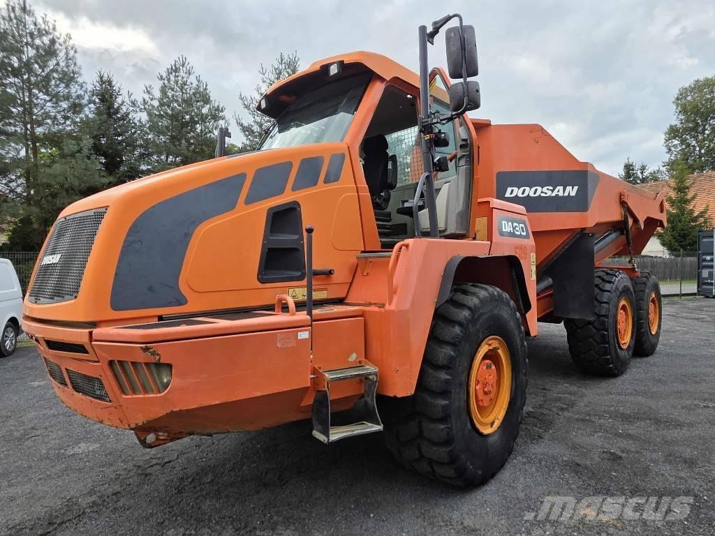 Doosan DA 30 Liigendraamiga pinnaseveokid