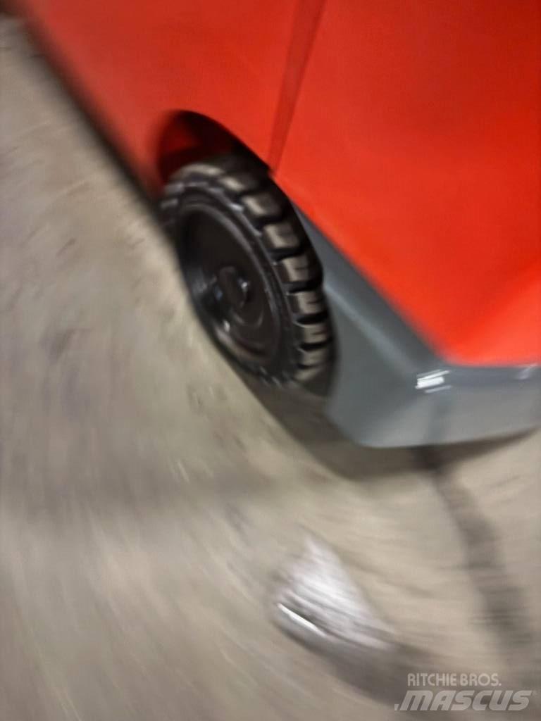 Toyota 8 FGCU 30 Kahveltõstukid - muud