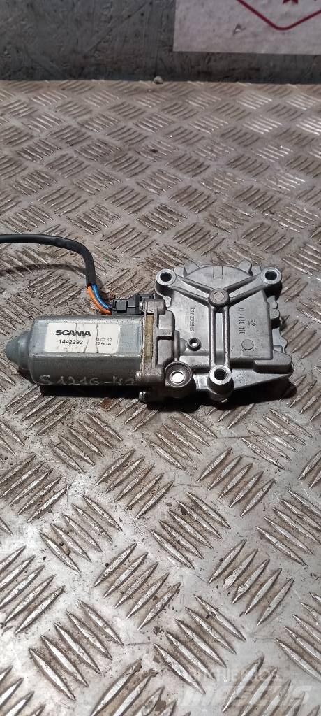 Scania R 440   1442292 Kabiinid