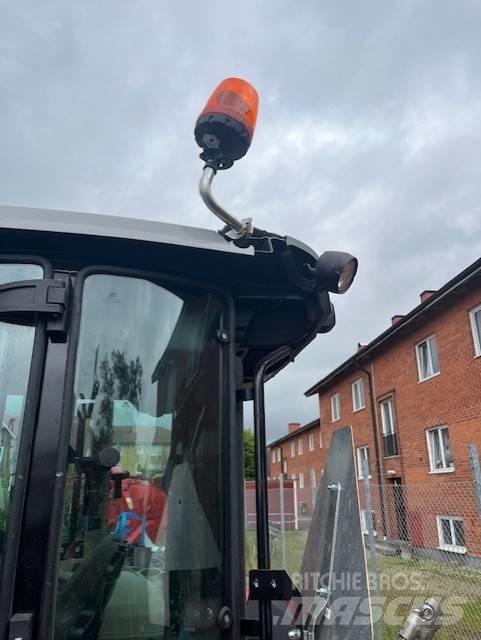 Massey Ferguson 4708 Traktorid
