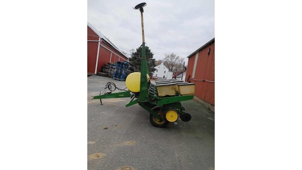 John Deere 7000 Istutusmasinad