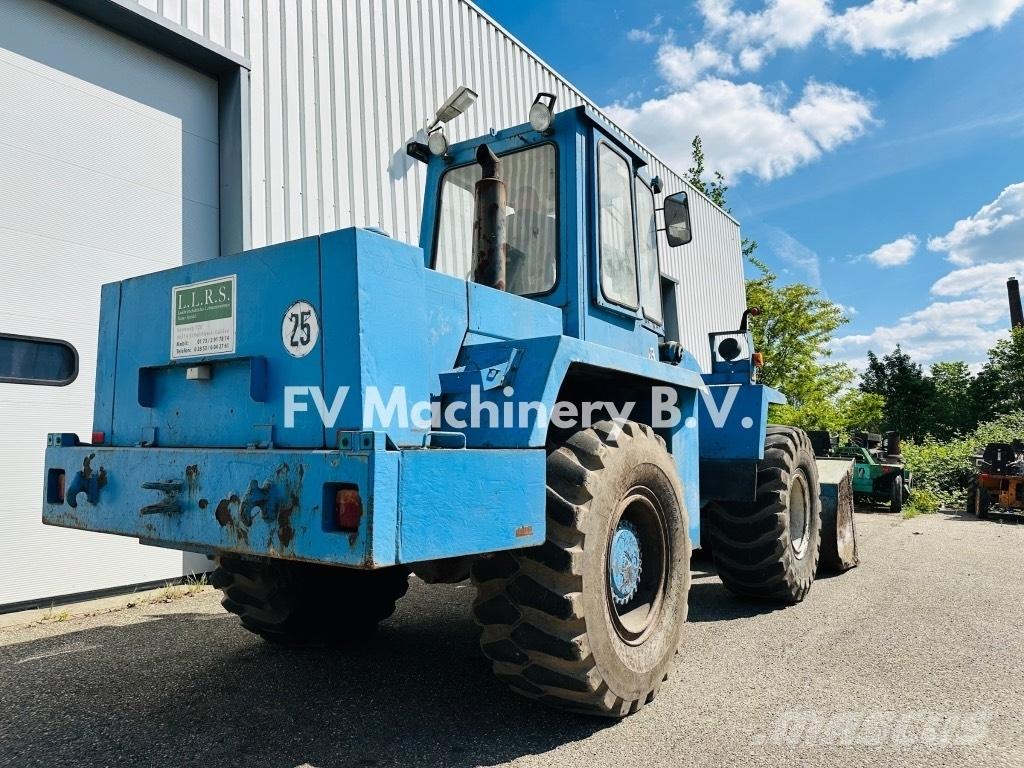 O&K F1310 Rataslaadurid