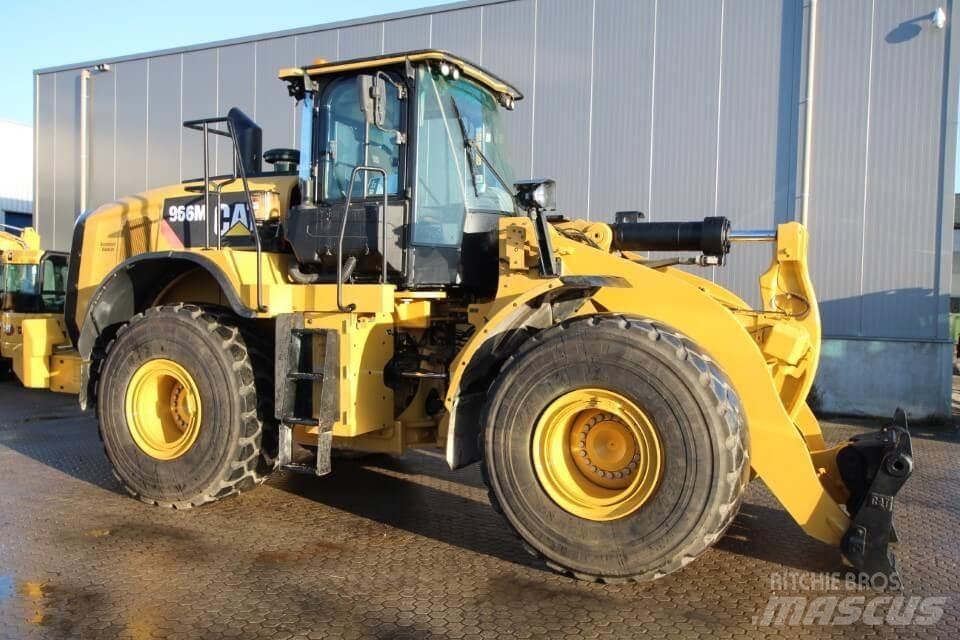 CAT 966M Rataslaadurid