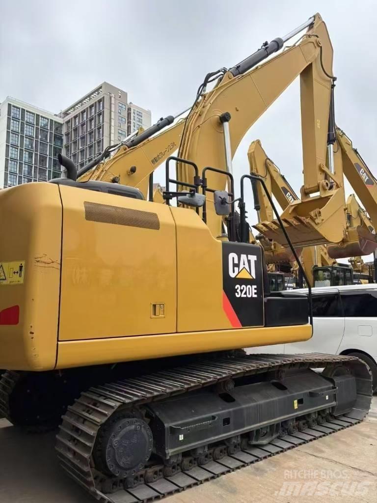 CAT 320 E Roomikekskavaatorid