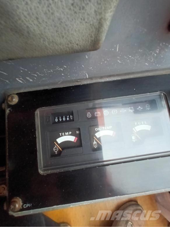 Sumitomo SC2000-3 Roomikkraanad