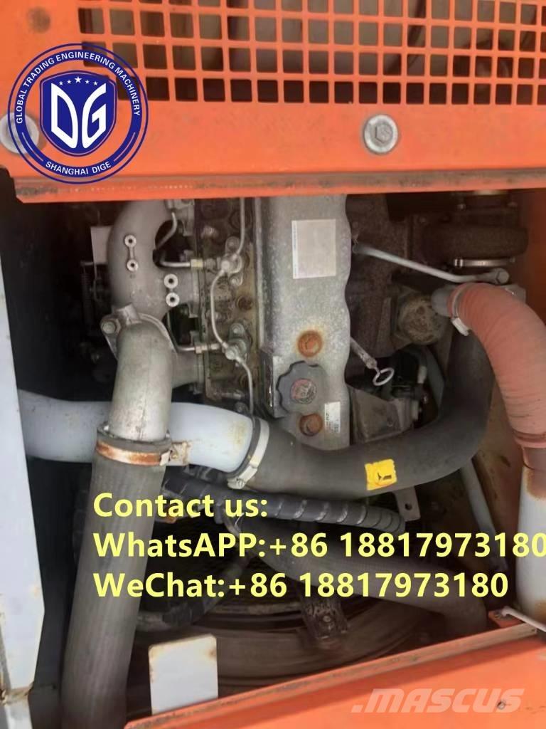 Hitachi ZX 135 US Roomikekskavaatorid