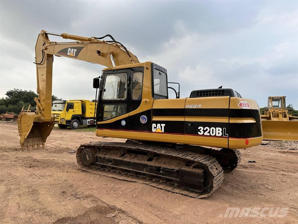 CAT 320 B Roomikekskavaatorid