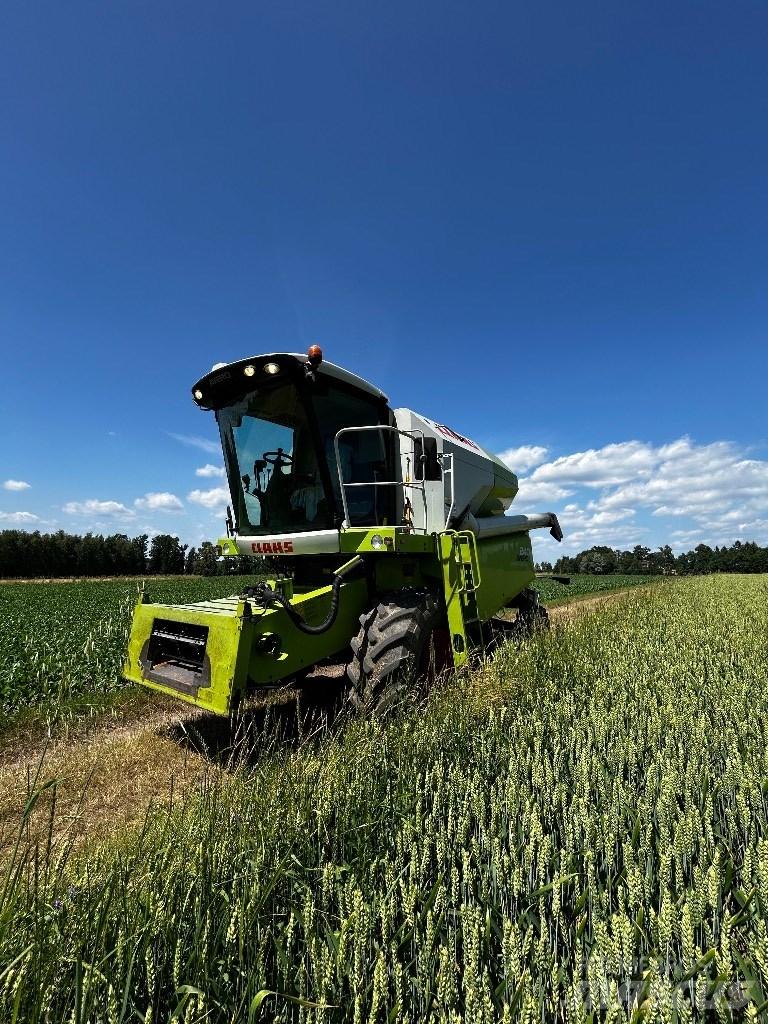 CLAAS Avero 240 Teraviljakombainid
