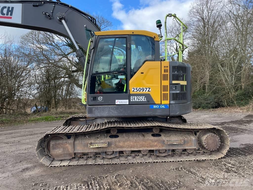 Volvo ECR 235 Roomikekskavaatorid