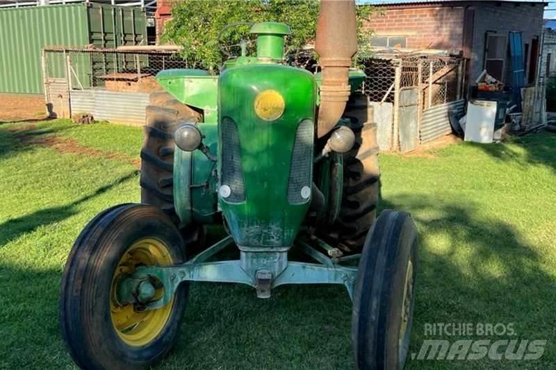 John Deere Lance Traktorid