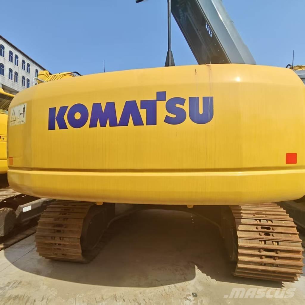 Komatsu PC 220-8 Roomikekskavaatorid