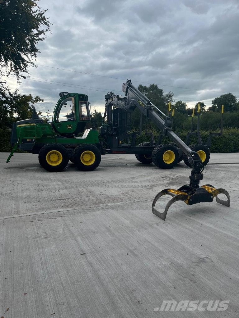 John Deere 1510G Forwarderid