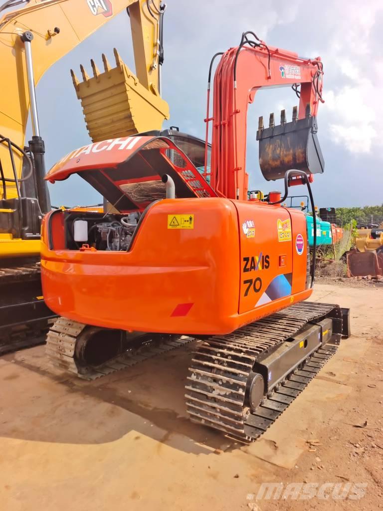 Hitachi Zaxis 70 Roomikekskavaatorid