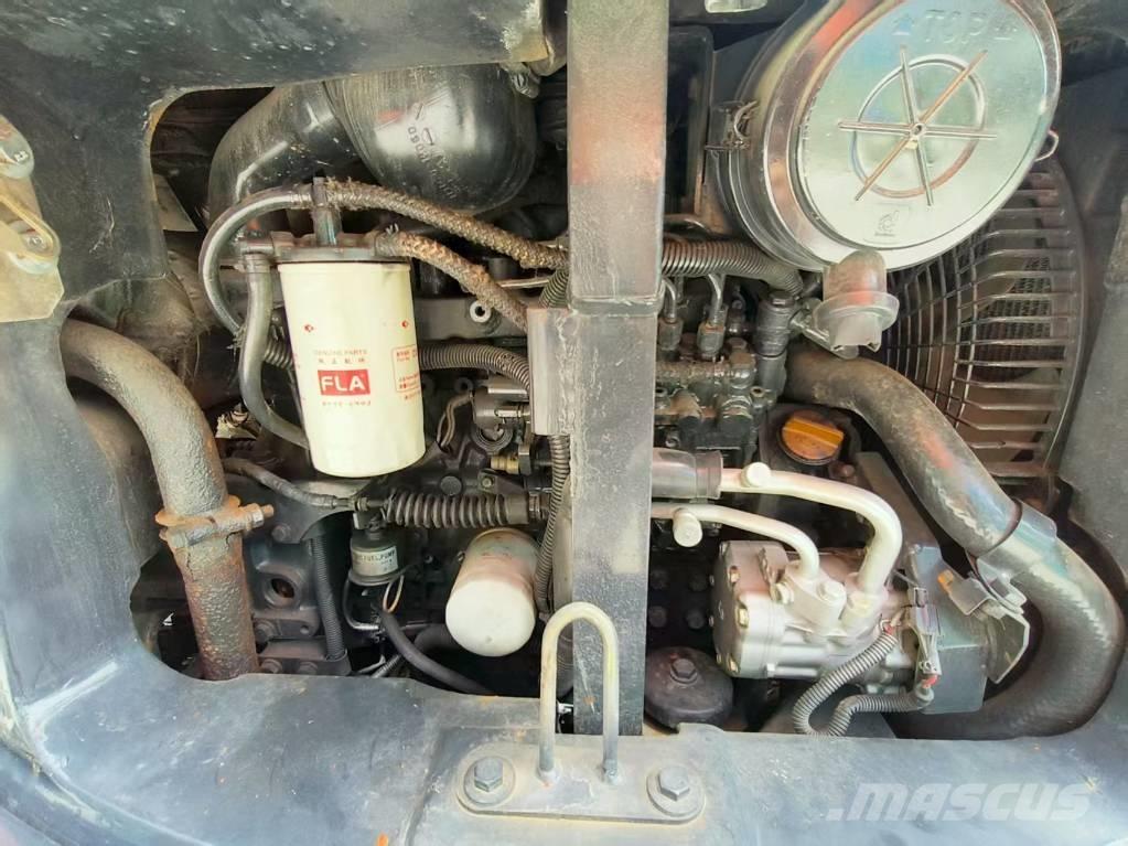 Hitachi ZX 50 Miniekskavaatorid < 7 t