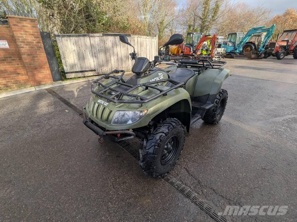 Arctic Cat 700 ATV-d