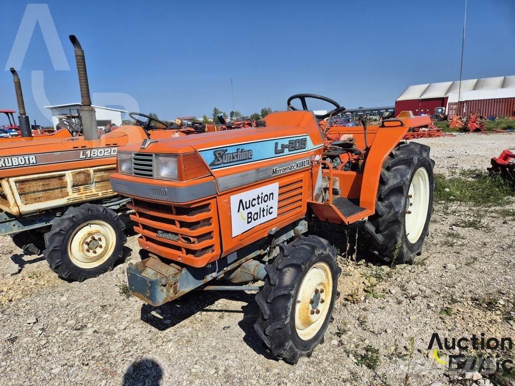 Kubota L1-205D Traktorid